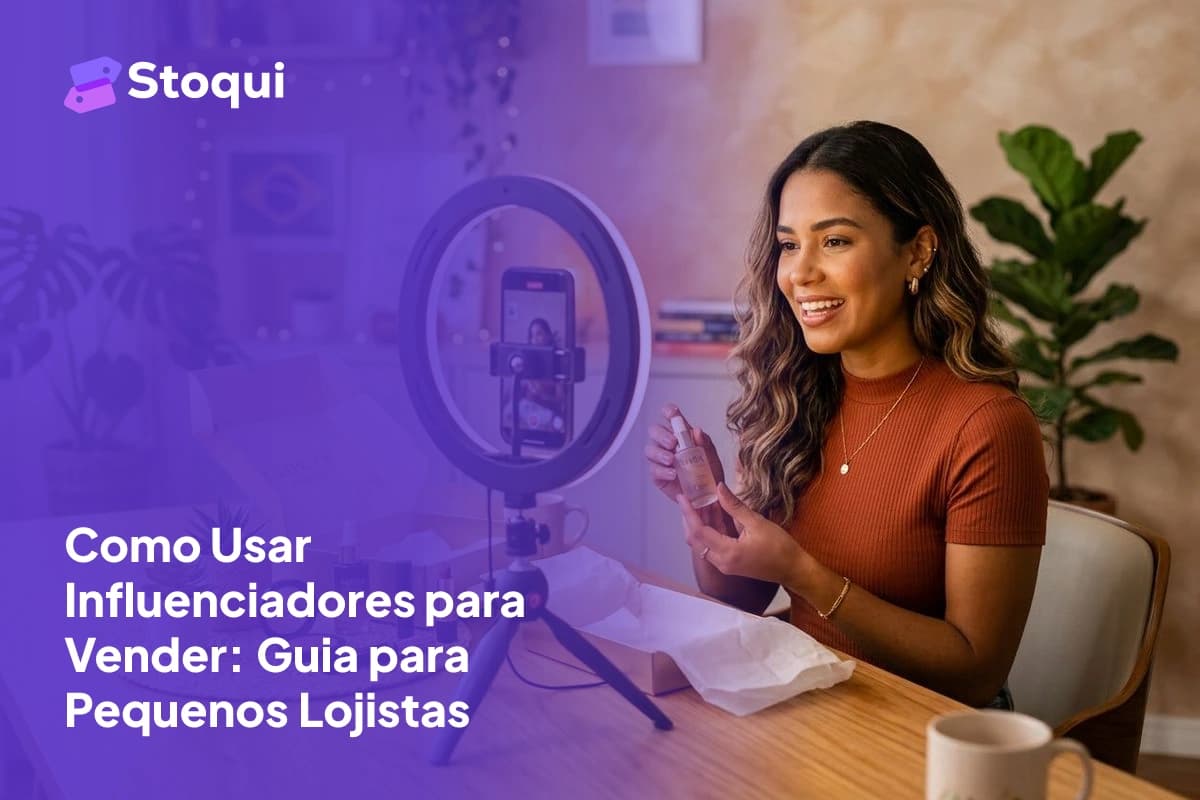 Criadora de conteúdo brasileira gravando unboxing de produtos com ring light e smartphone