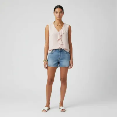Exemplo do estilo Modelo feminino corpo inteiro do Image Studio