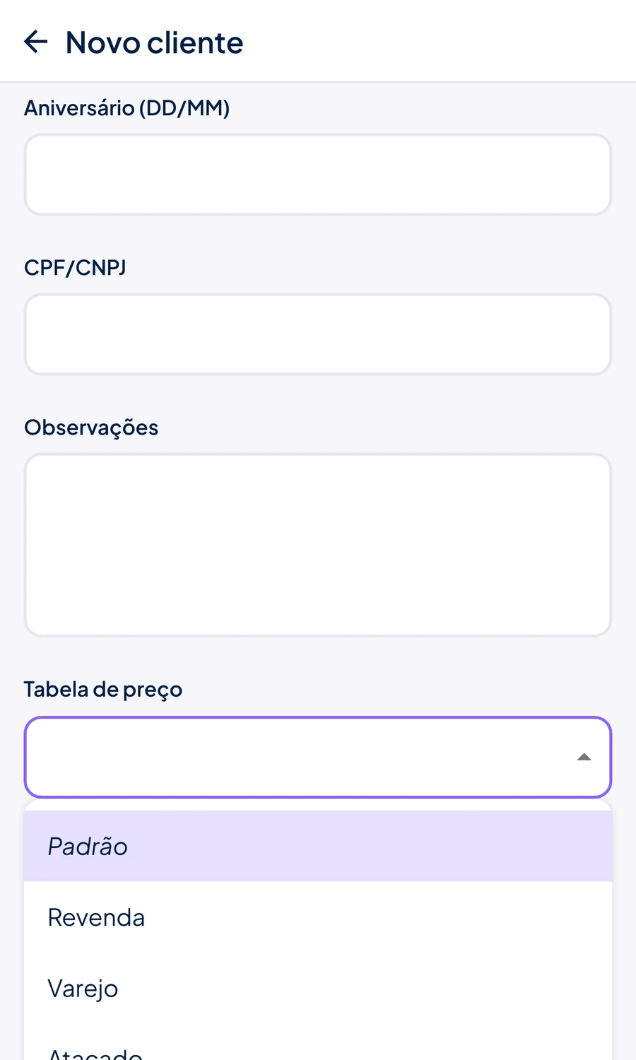 Cadastro de cliente do Stoqui com o campo Tabela de preço aberto mostrando Padrão, Revenda, Varejo e Atacado